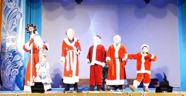 Видеорепортаж: воспитанники воскресной школы Алексеевского благочиния выступили на Рождественском фестивале