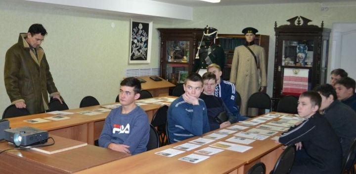 Студентам Алексеевского Аграрного колледжа провели лекцию о блокадном Ленинграде