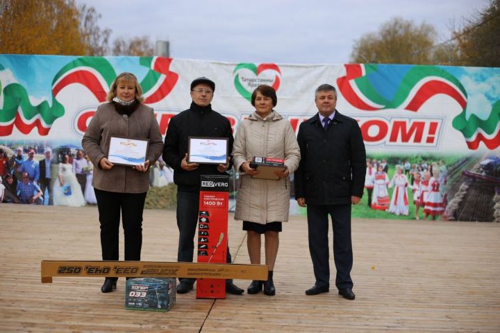 На ярмарке в Алексеевском были подведены итоги конкурса по благоустройству райцентра