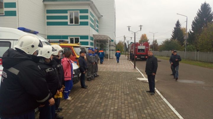 В Алексеевском спецслужбы устранили последствия взрыва газа в плавательном бассейне