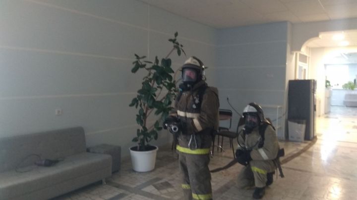 В Алексеевском спецслужбы устранили последствия взрыва газа в плавательном бассейне
