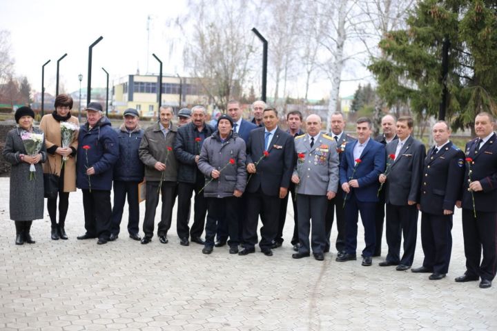 В Алексеевском в канун Дня полиции лучших сотрудников, а также ветеранов службы отметили наградами