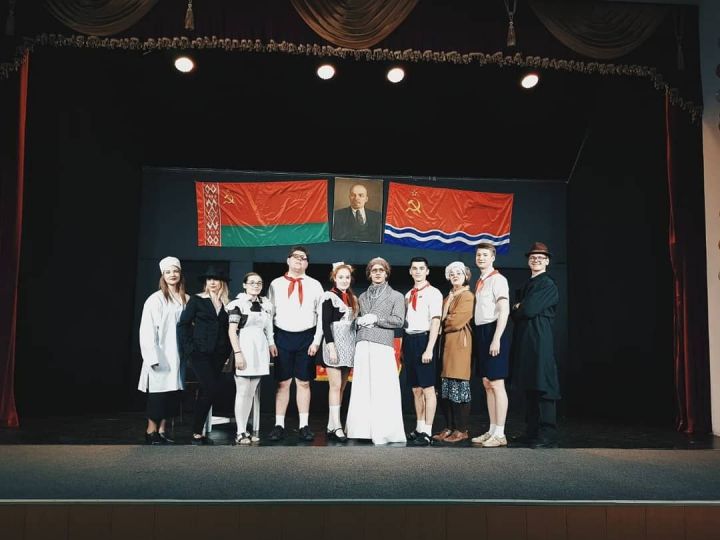 В Алексеевском РДК состоялся показ спектаклей