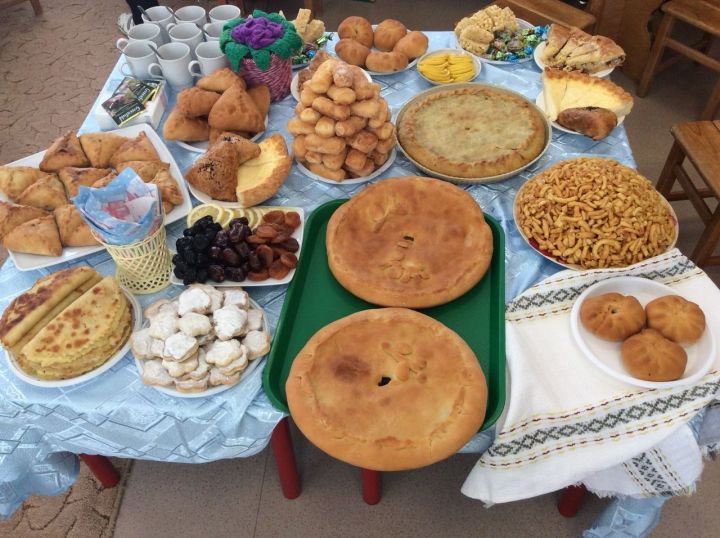 В Алексеевском районе прошёл праздник  “Наши любимые национальные блюда”