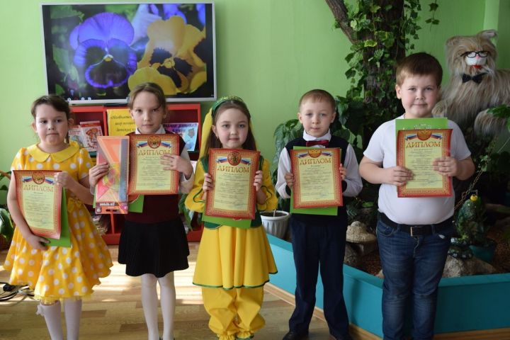 В Алексеевской Центральной библиотеке состоялся конкурс чтецов