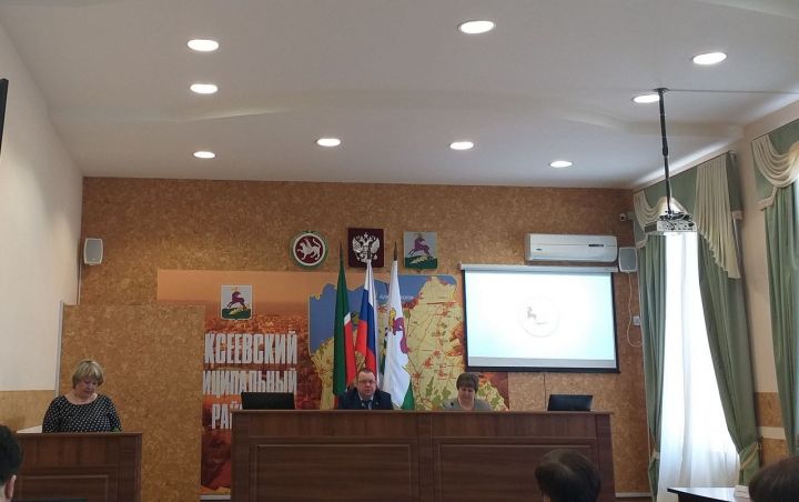 Сегодня в зале заседаний районного Совета состоялось 34 заседание Совета Алексеевского городского поселения третьего созыва