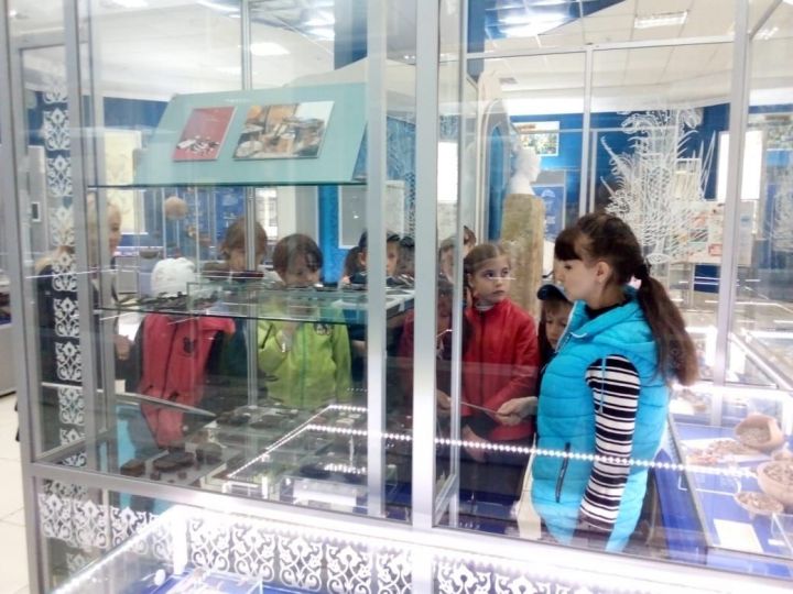 Фотофакт: Работники Билярского СДК провели мероприятие, посвященное Международному дню музеев
