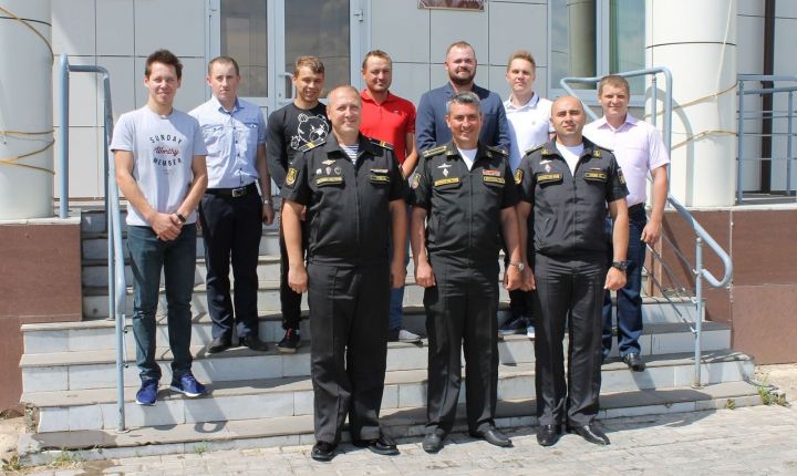 В Музее боевой славы сегодня состоялась встреча военнослужащих Черноморского флота со школьниками и алексеевцами