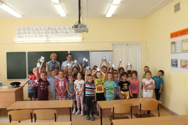 В Алексеевской начальной школе прошла акция "Внимание - дети"