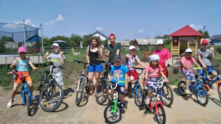 Благотворители подарили воспитанникам приюта «Забота» новые велосипеды