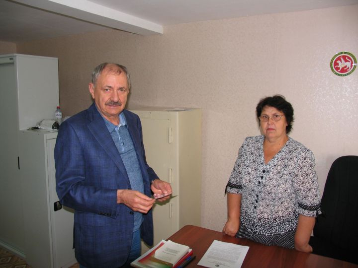 Фоат Валиев получил удостоверение кандидата в депутаты