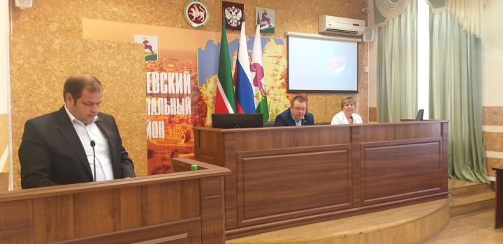 На сессии Совета Алексеевского городского поселения рассмотрели важные вопросы, касающиеся водоснабжения, летнего детского отдыха и безопасности граждан