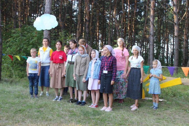 В Алексеевском районе проходит смена православного палаточного лагеря