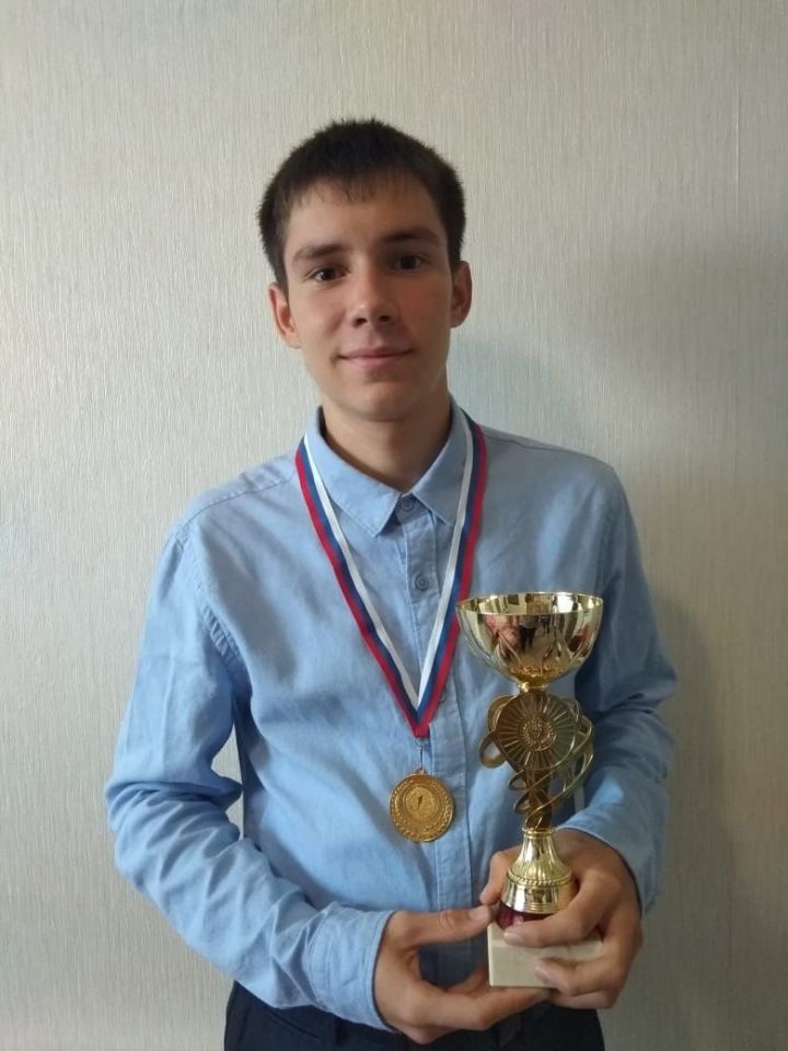 Герман Зверев золотой и бронзовый призер по бегу в гору