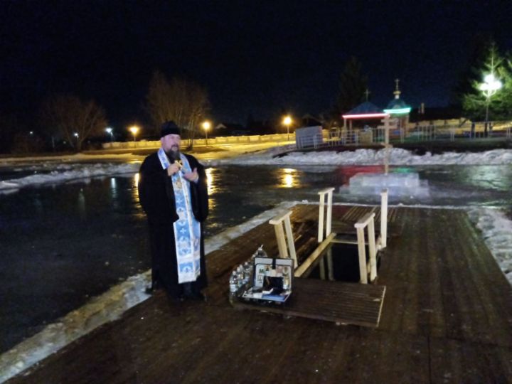 В Крещенскую ночь Алексеевцы пришли к Ахтырскому колодцу