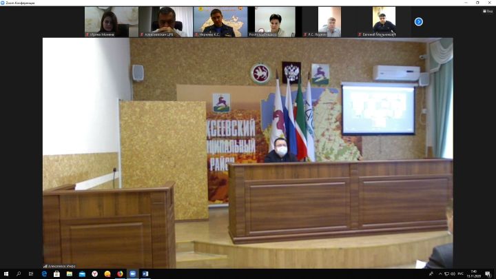 Рабочее утро четверга в Алексеевском районе началось с заседания штаба по противодействию коронавирусной инфекции