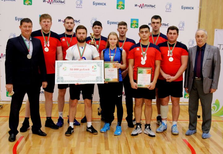 Алексеевские спортсмены приняли участие в финальных соревнованиях на кубок президента федерации волейбола РТ