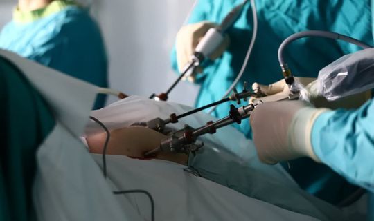 В РКБ провели уникальную операцию: удалили опухоль в три прокола