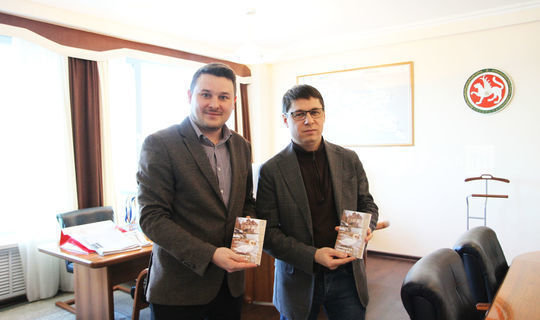 Журнал «Казан утлары» начинает выпуск татарских изданий в карманном типе