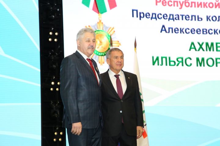 Ильяс Ахметов награждён орденом «За заслуги перед Республикой Татарстан»