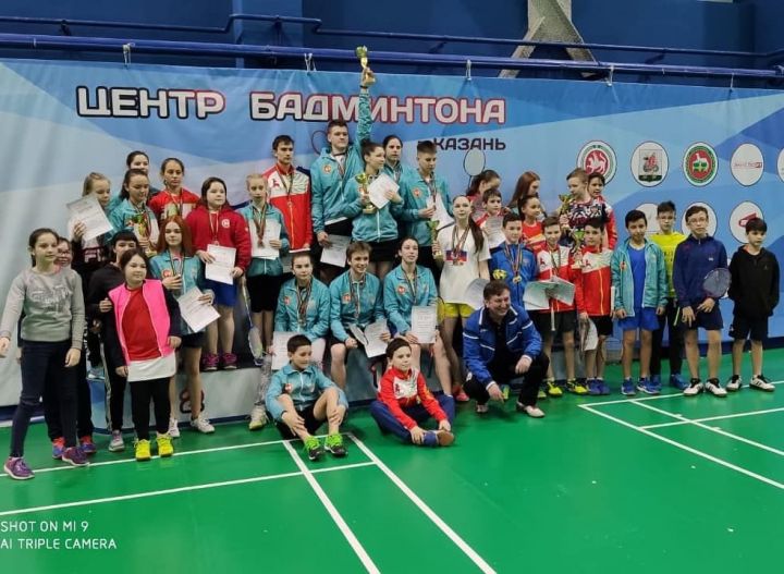 Алексеевские спортсмены приняли участие в первенстве РТ по бадминтону