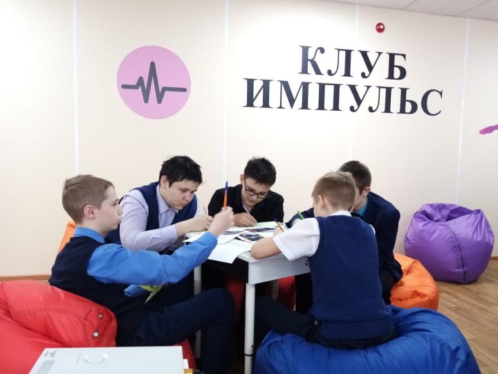 Алексеевские школьники написали письма ветеранам
