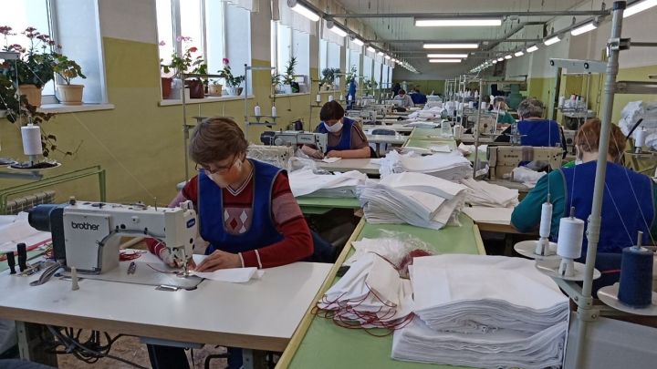 Алексеевская фабрика художественного ткачества обеспечивает предприятия района защитными масками