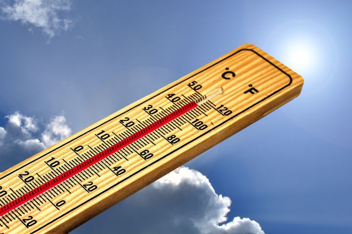 Гидрометцентр предупредил россиян о температурных аномалиях
