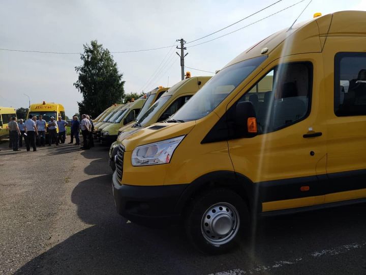 Сегодня в Алексеевском состоялась итоговая приёмка детских школьных автобусов