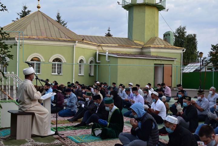 Мусульмане Алексеевского района отметили Курбан-байрам
