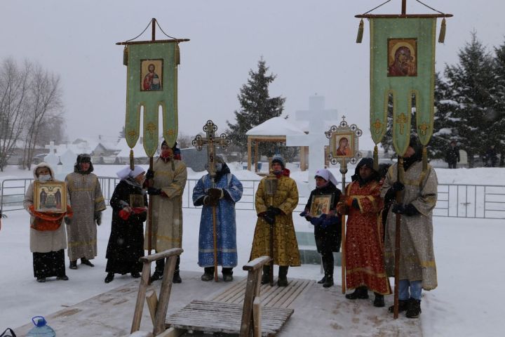 Видеорепортаж: Алексеевцы встретили Крещение Господне