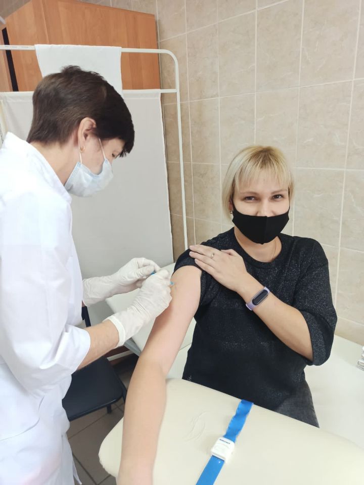 В Алексеевском проходит вакцинация против коронавируса