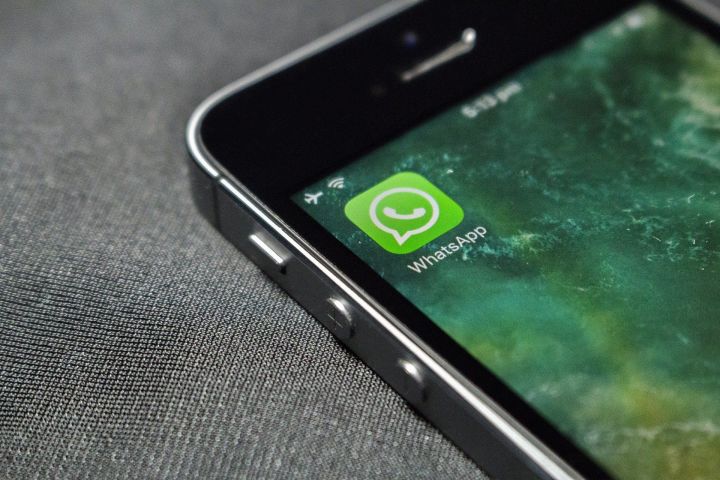 WhatsApp забивает память телефона