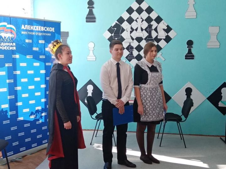 В Левашевской школе состоялось открытие  шахматной  зоны «Шахматное королевство»