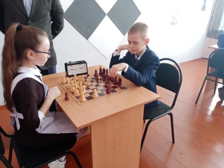 Сегодня в Степношенталинской школе состоялось открытие шахматной зоны