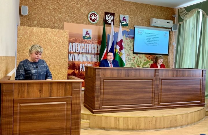 В Алексеевском состоялось шестое заседание Совета Алексеевского муниципального района четвертого созыва