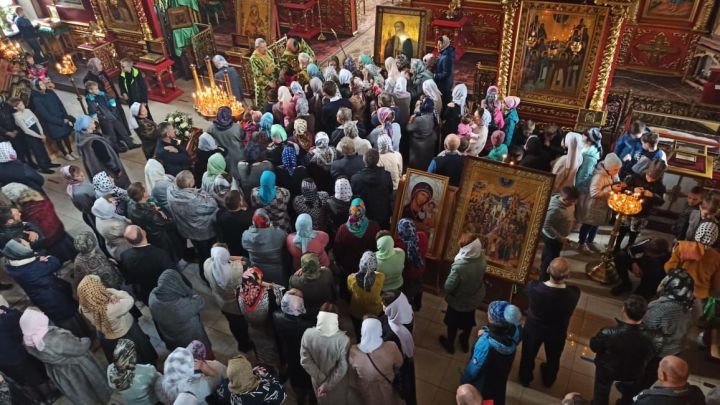 Православные празднуют Вербное воскресенье