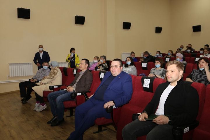 Сегодня в Алексеевском состоялся предпремьерный показ короткометражного фильма "Бойцовская рыбка"
