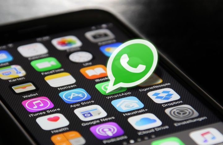 WhatsApp через месяц отключит часть пользователей