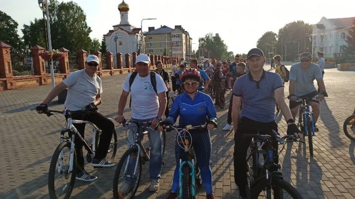 Свыше ста алексеевцев приняли участие в велопробеге посвящённому Дню России
