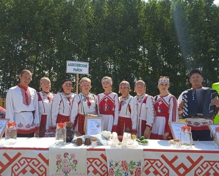 Алексеевские коллективы представили район на чувашском празднике «Уяв»