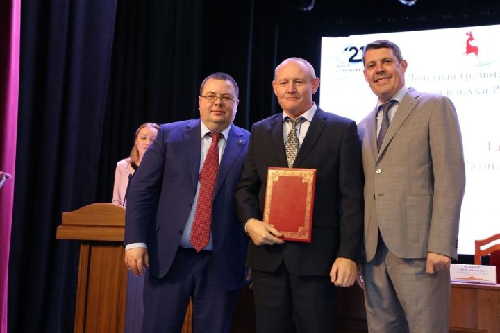 Алексеевцы награждены Почетной грамотой Министерства образования и науки РТ