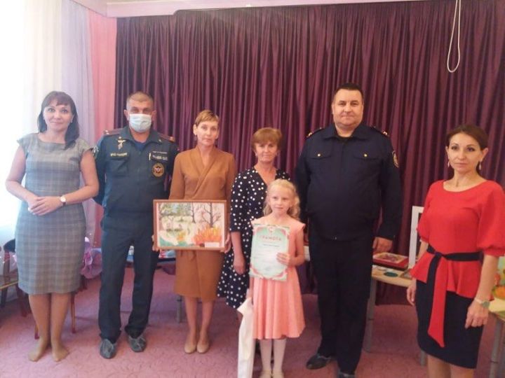 В детском саду «Березка» состоялось награждение победительницы Всероссийского конкурса  «Неопалимая купина»