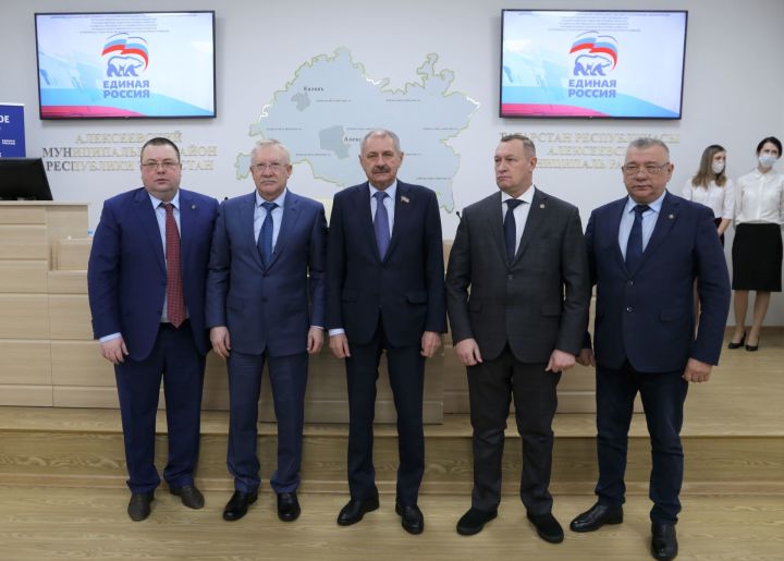 В Алексеевском подписали трёхстороннее Соглашение о взаимодействии депутатов фракций «ЕДИНАЯ РОССИЯ»