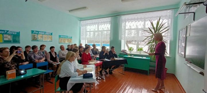 Алексеевский заместители директоров школ по учебной работе обсудили актуальные вопросы развития системы образования