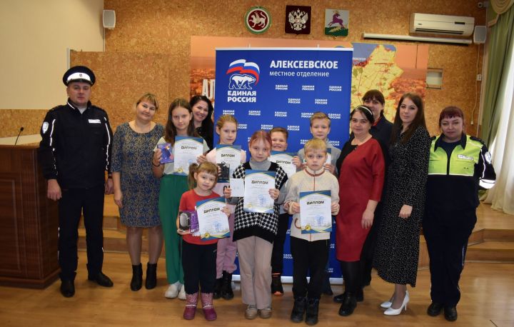 В Алексеевске подведены итоги муниципального этапа конкурса «Безопасные дороги глазами ребёнка»