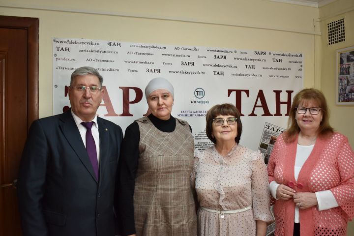 В Алексеевском побывали известные татарские писатель и журналист