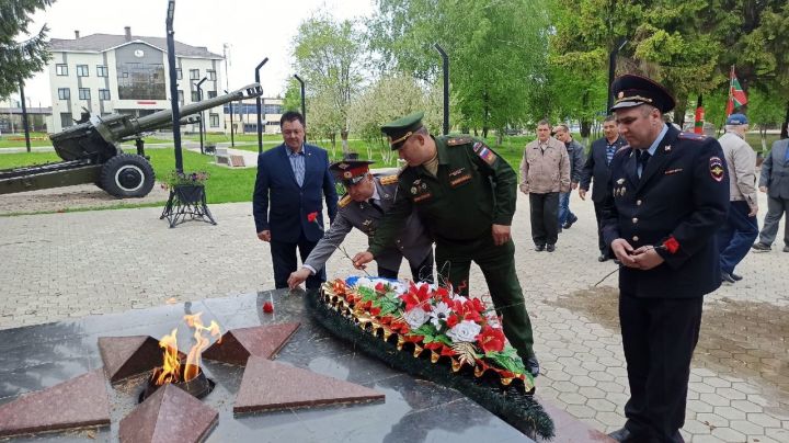 В Алексеевском ветераны МВД и воины-интернационалисты почтили память пограничников и поддержали российские войска на Украине