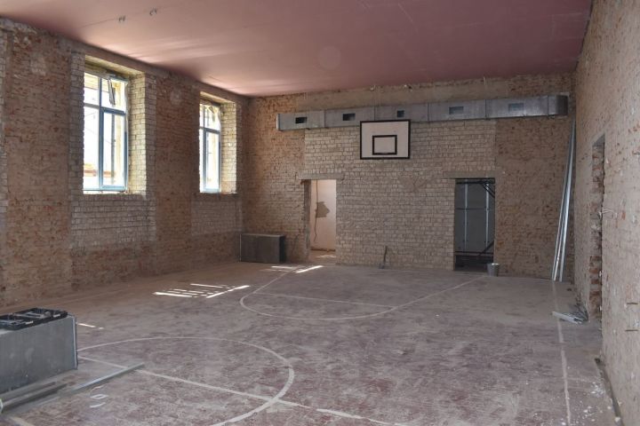 В поселке ведется капитальный ремонт Алексеевской школы №1