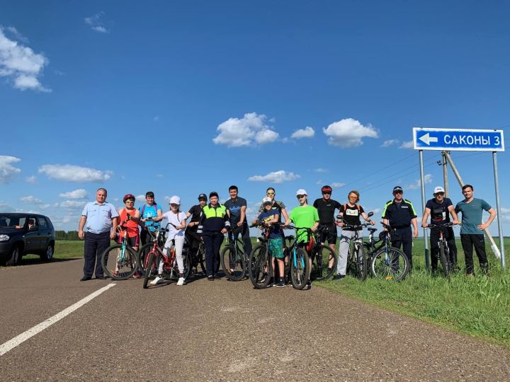 Более 20 км преодолели участники велопробега «Алексеевское-Саконы-Алексеевское»